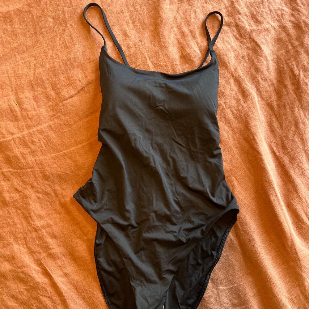 Everlane Women's Black Swimsuit Nyle